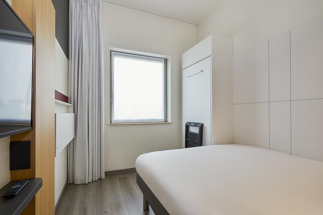 Ibis Budget Oostende Airport มิดเดิลแกร์เกอ ภายนอก รูปภาพ